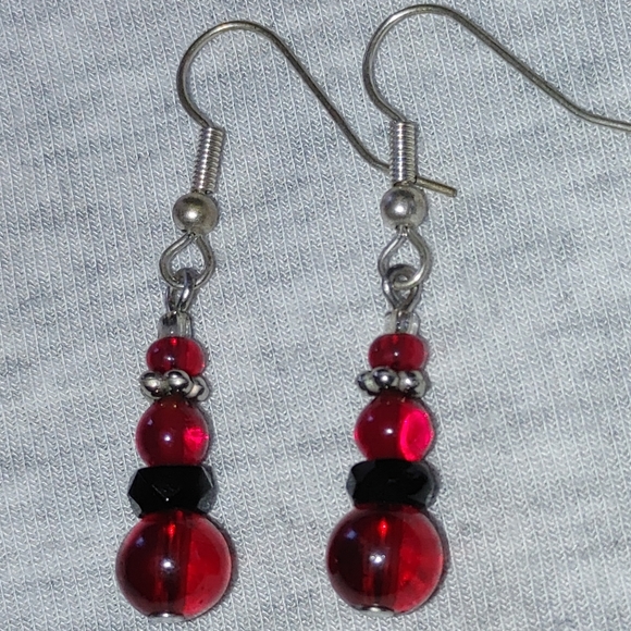 Santa snowmen XMas trees Vtg Crystal rhinestone lampwork bead earrings - Picture 3 of 3